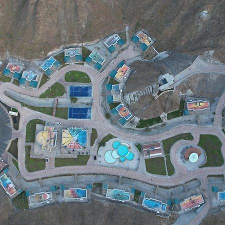 Dibba Mountain Park Resort フジャイラ エクステリア 写真