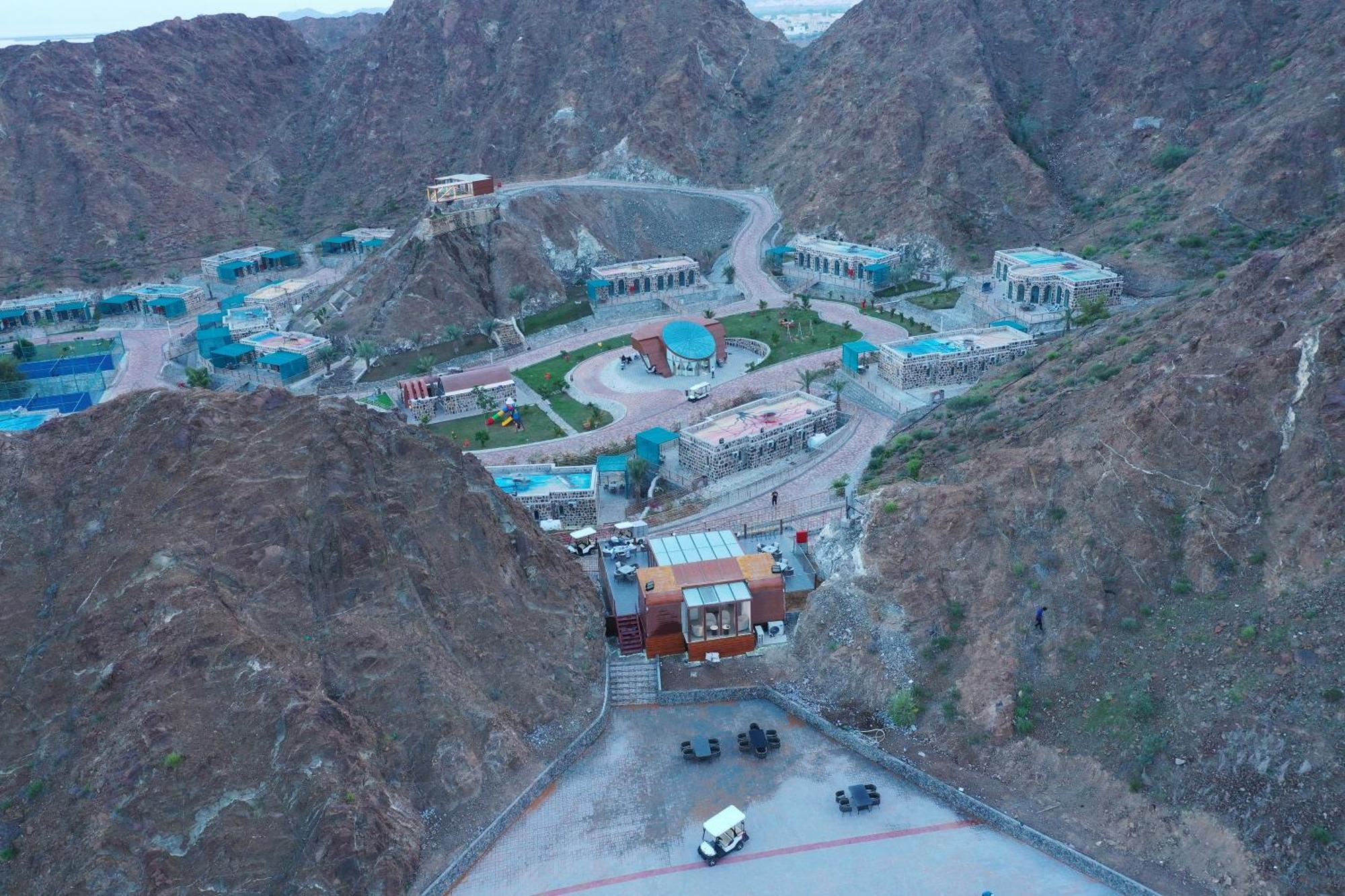Dibba Mountain Park Resort フジャイラ エクステリア 写真