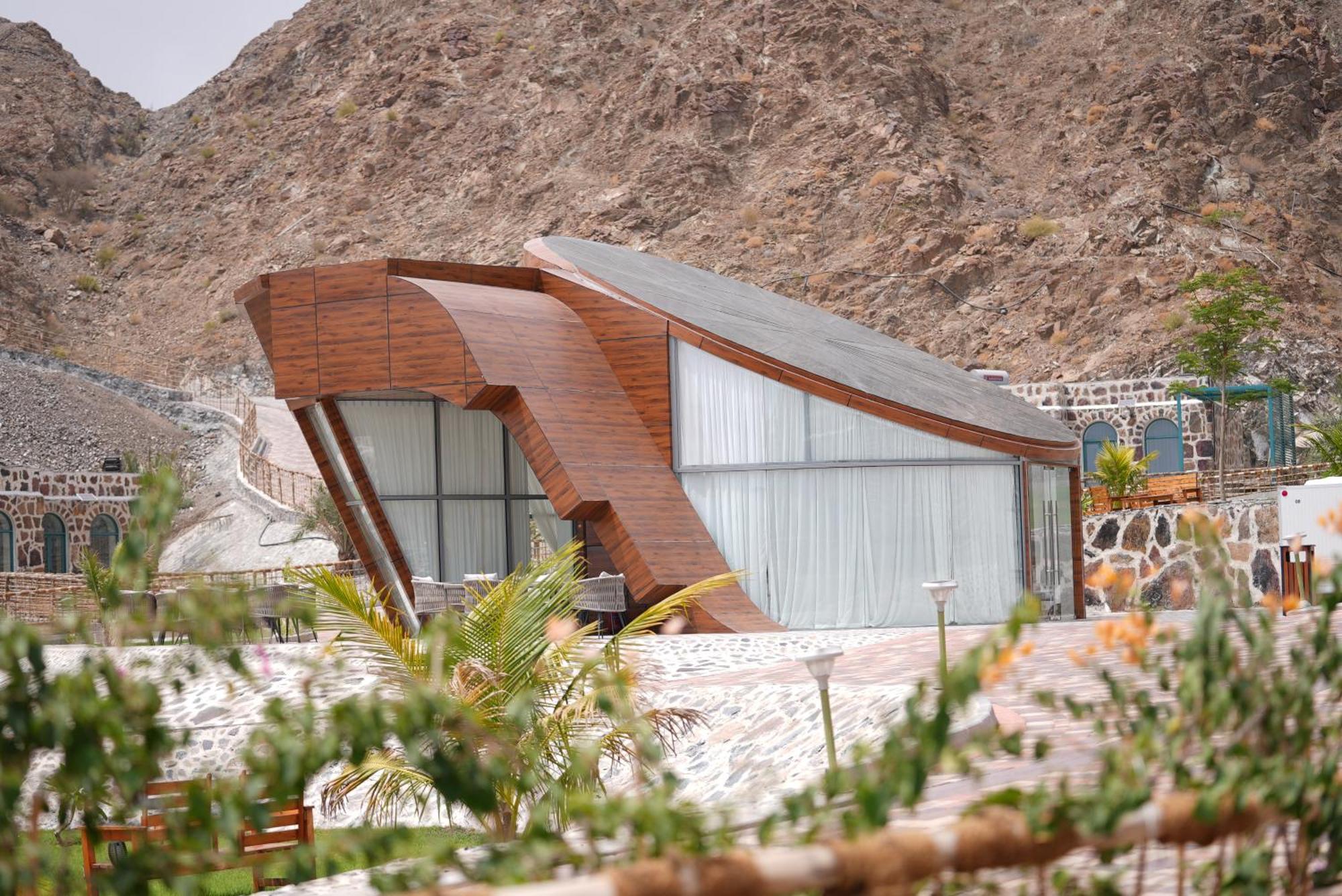 Dibba Mountain Park Resort フジャイラ エクステリア 写真