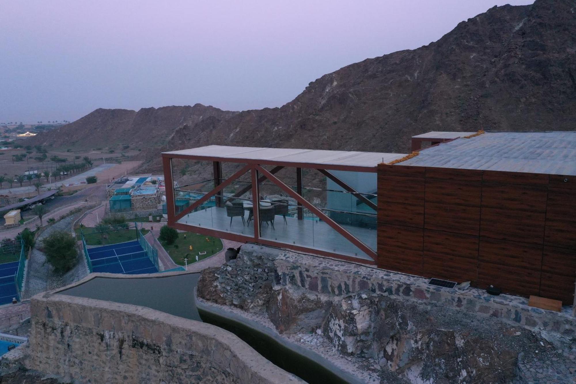 Dibba Mountain Park Resort フジャイラ エクステリア 写真