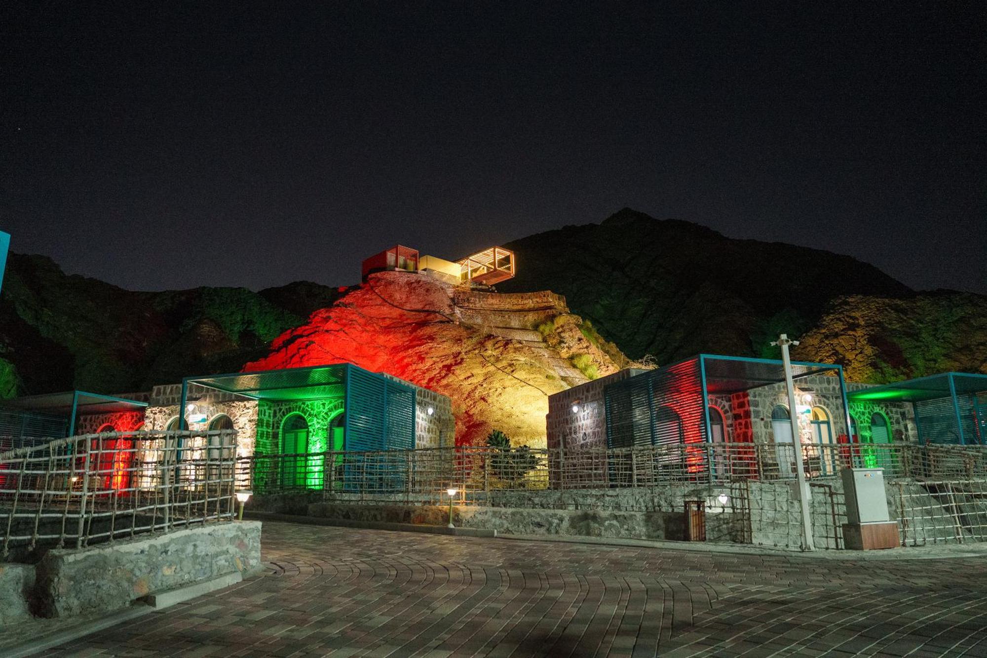 Dibba Mountain Park Resort フジャイラ エクステリア 写真