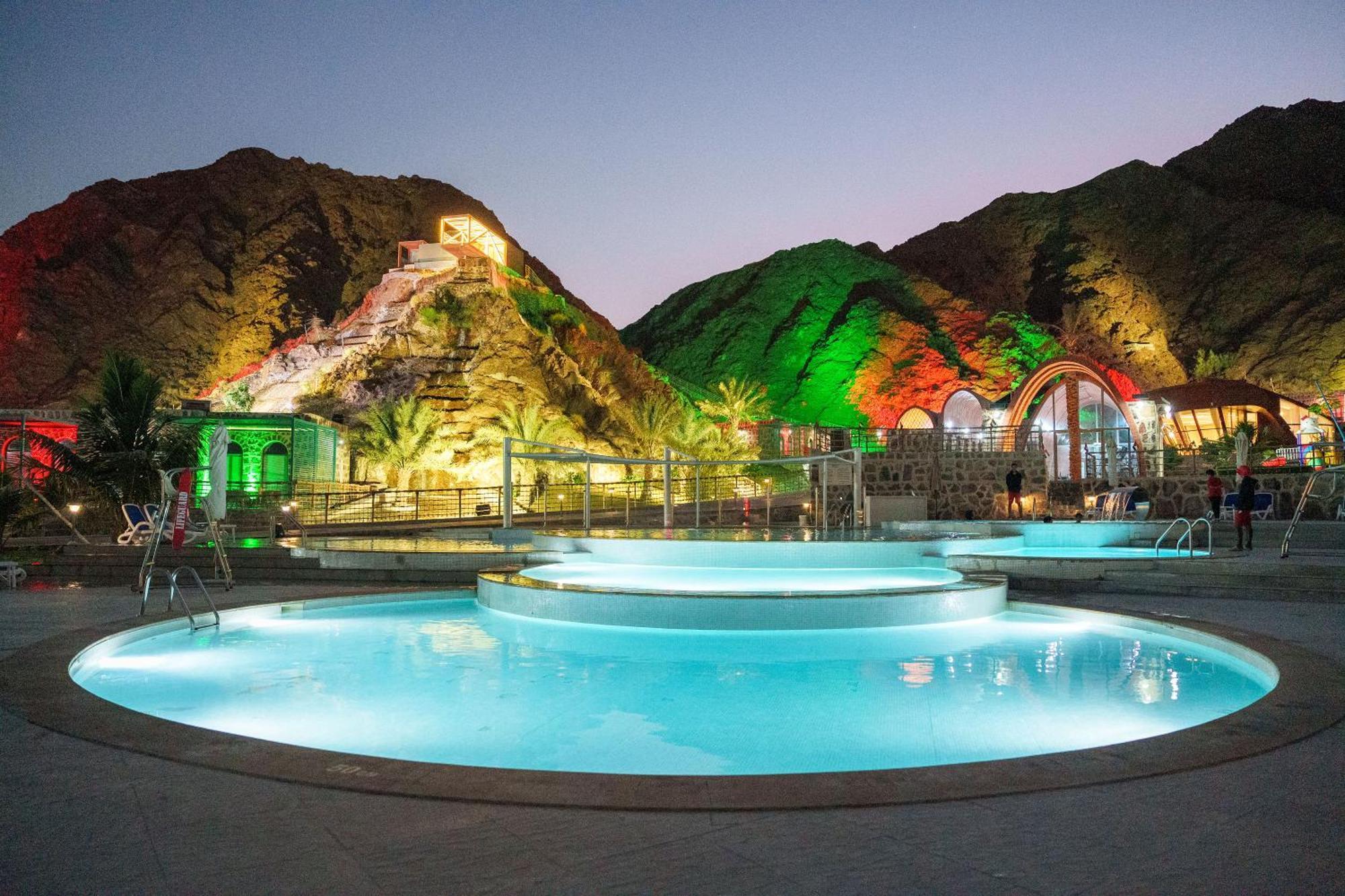 Dibba Mountain Park Resort フジャイラ エクステリア 写真